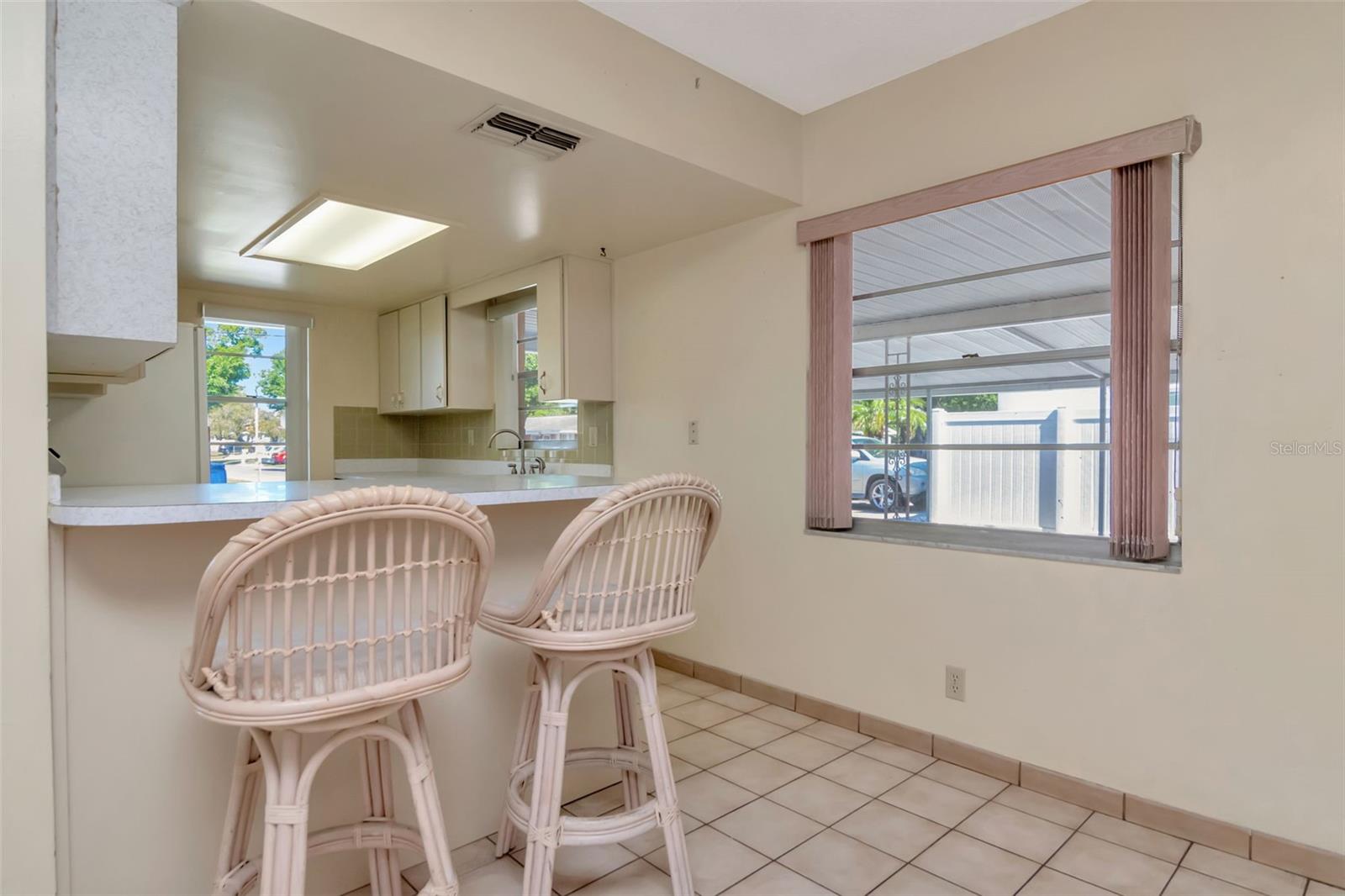 7307 N ALBANY AVE, TAMPA, FL, 33604