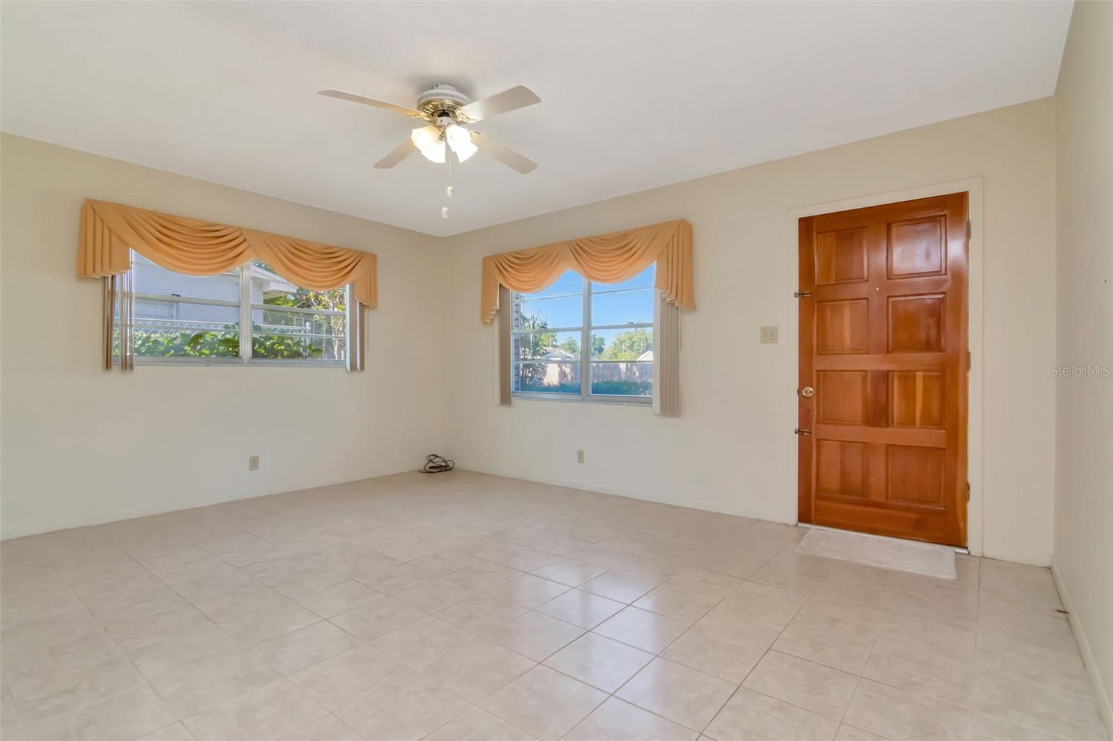 7307 N ALBANY AVE, TAMPA, FL, 33604