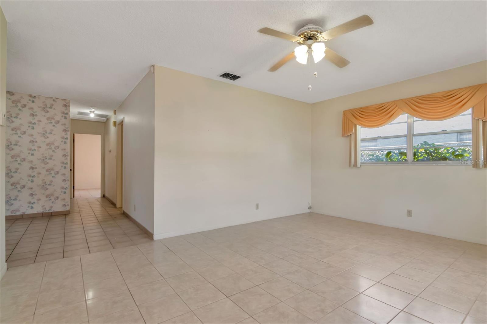 7307 N ALBANY AVE, TAMPA, FL, 33604