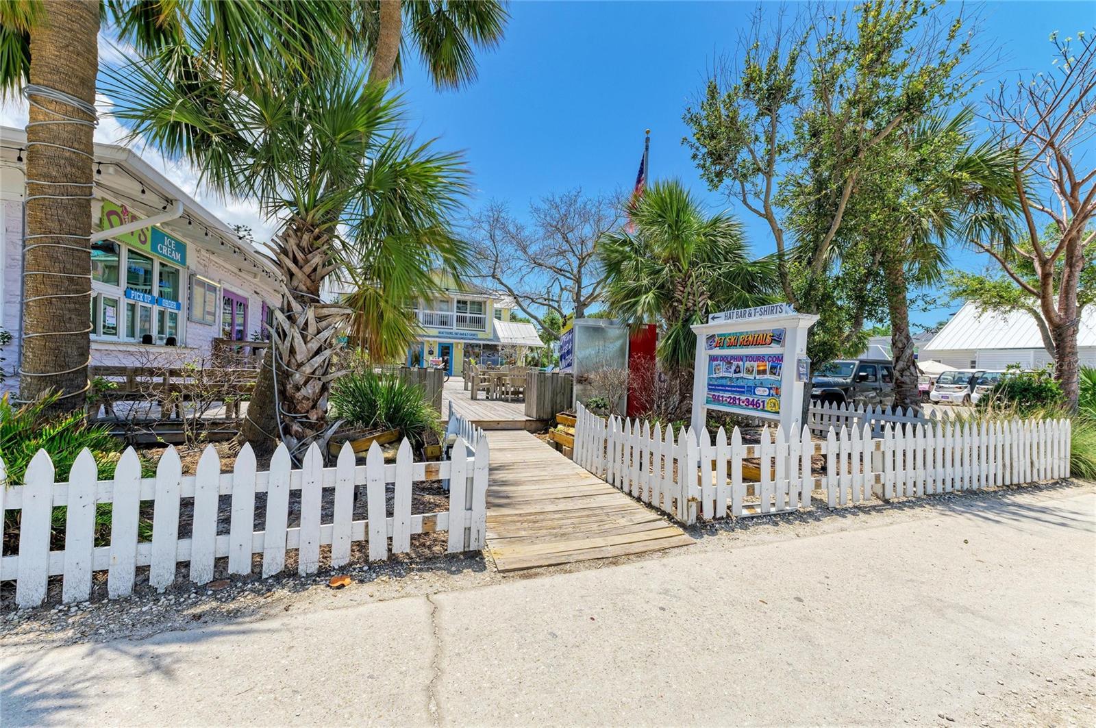 120 60TH ST W, BRADENTON, FL, 34209