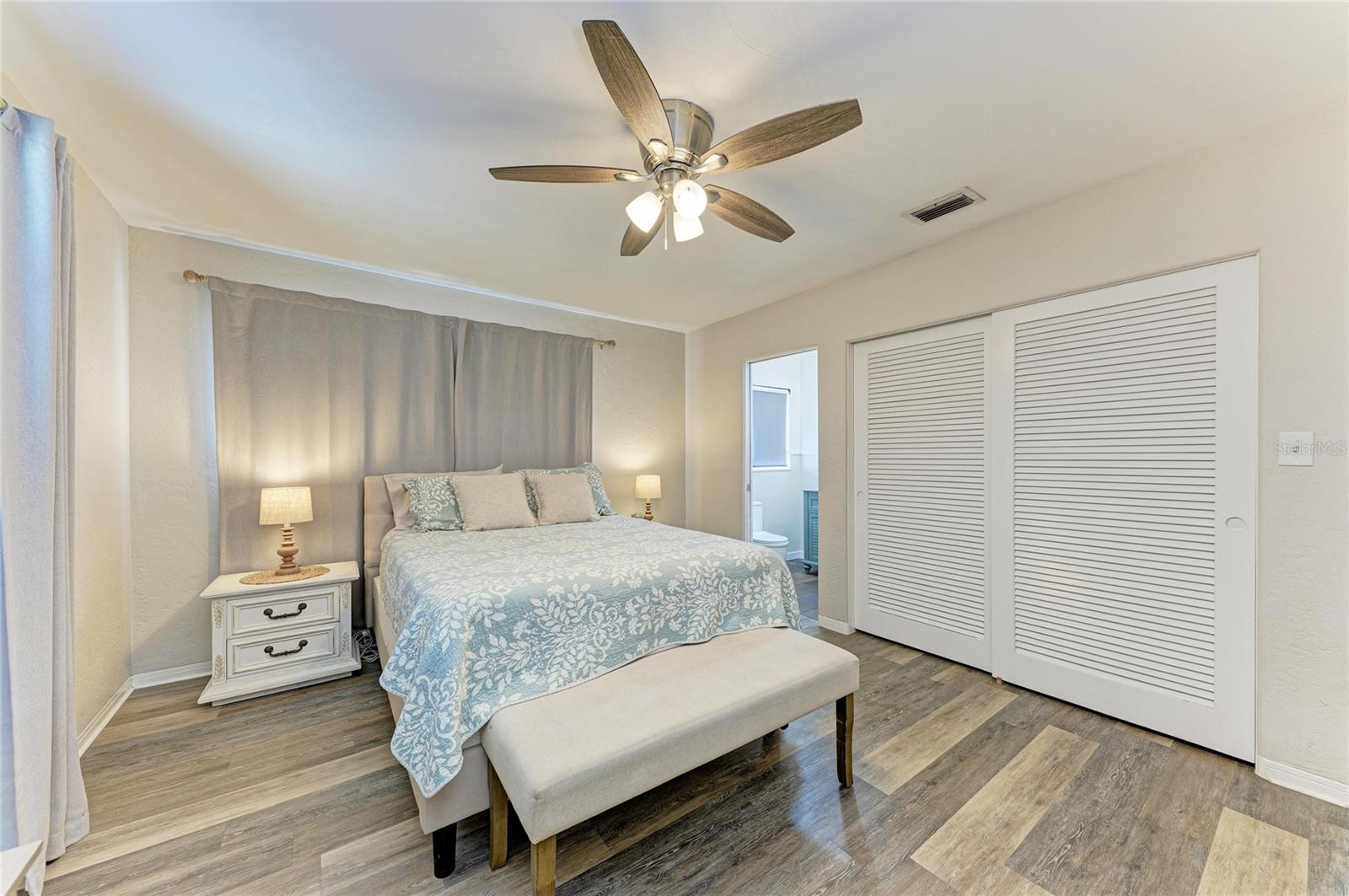 120 60TH ST W, BRADENTON, FL, 34209