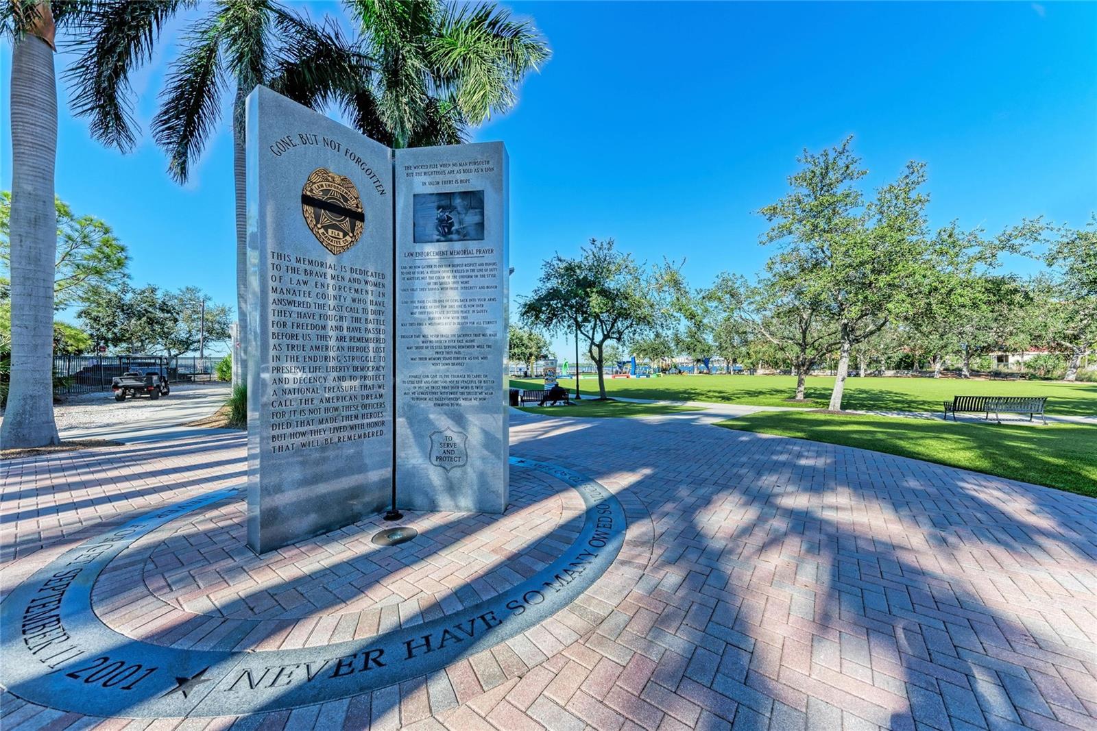 120 60TH ST W, BRADENTON, FL, 34209