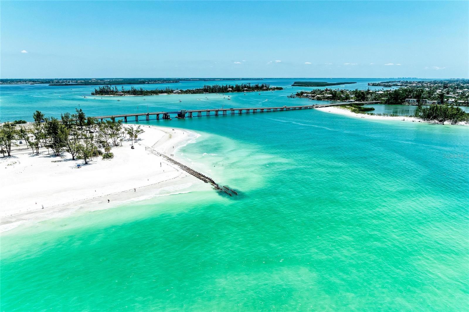 120 60TH ST W, BRADENTON, FL, 34209