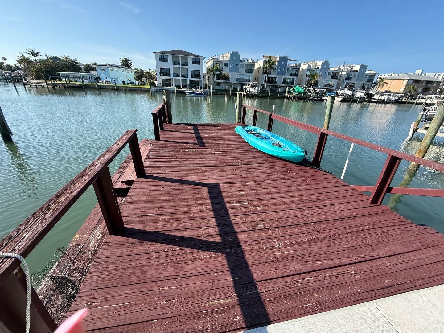 185 175TH TERRACE DR E, REDINGTON SHORES, FL, 33708