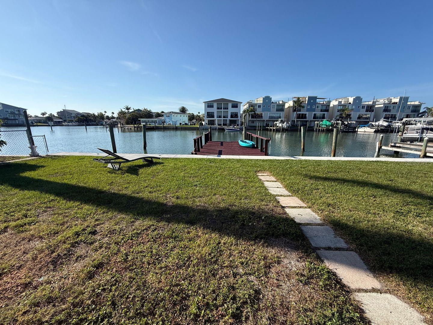 185 175TH TERRACE DR E, REDINGTON SHORES, FL, 33708