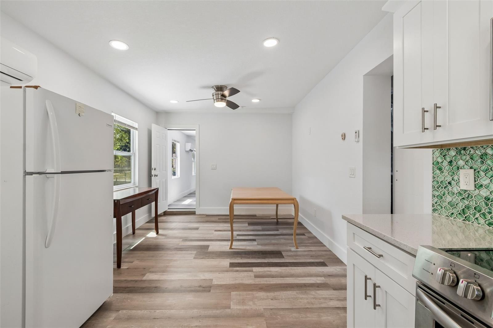 2216 12TH AVE W, BRADENTON, FL, 34205