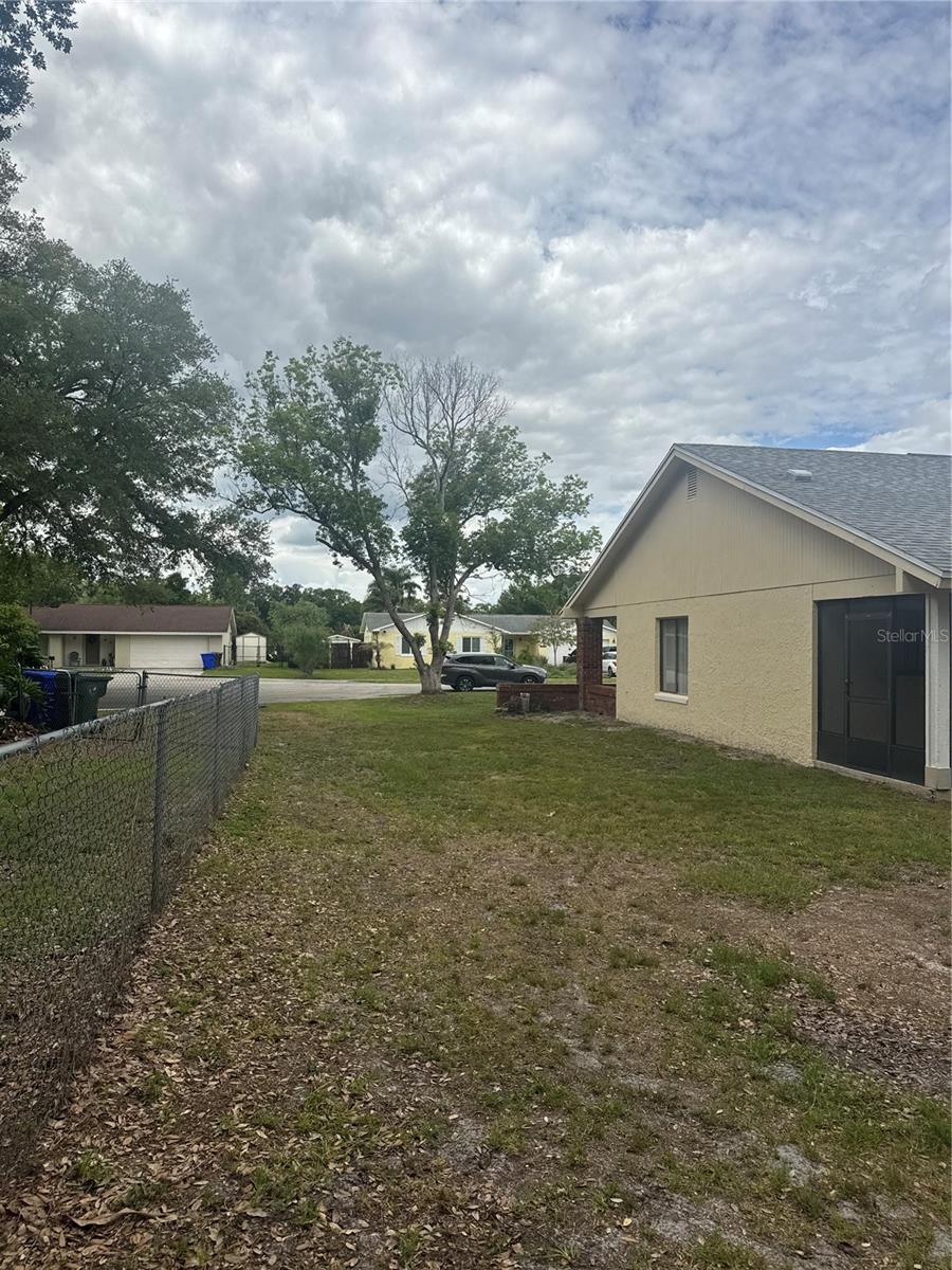 2329 PINE TREE CT, KISSIMMEE, FL, 34744