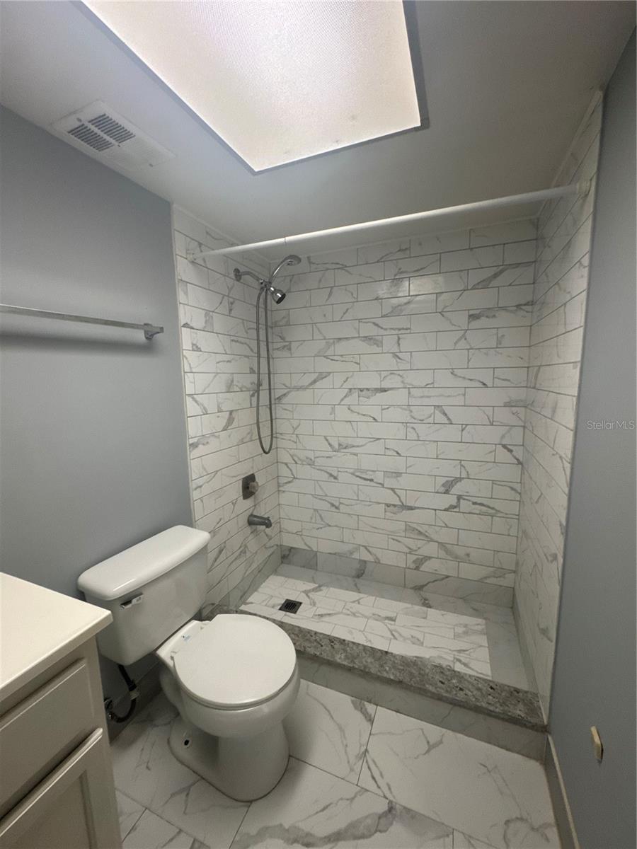 2329 PINE TREE CT, KISSIMMEE, FL, 34744