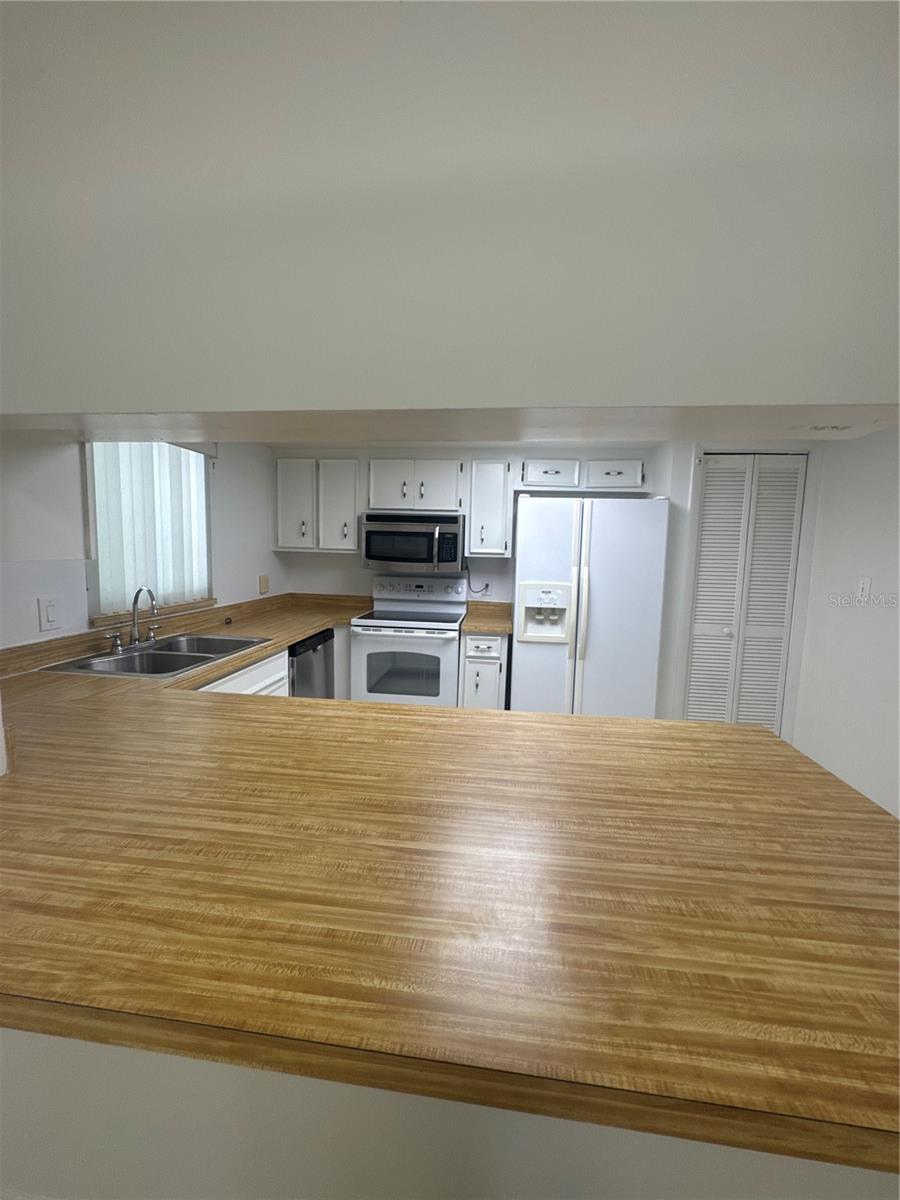 2329 PINE TREE CT, KISSIMMEE, FL, 34744