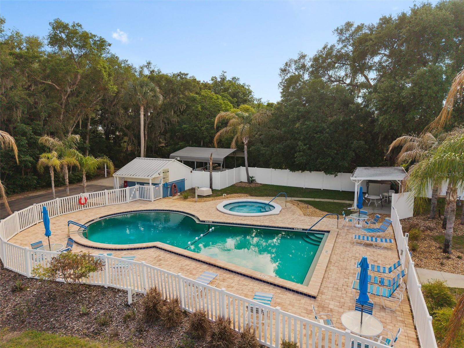 4 GALLINULE CT, FRUITLAND PARK, FL, 34731