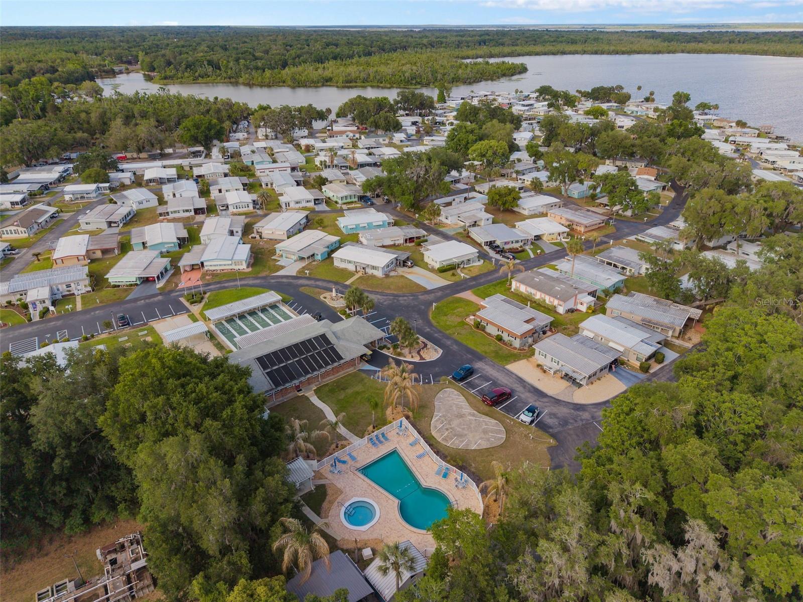 4 GALLINULE CT, FRUITLAND PARK, FL, 34731