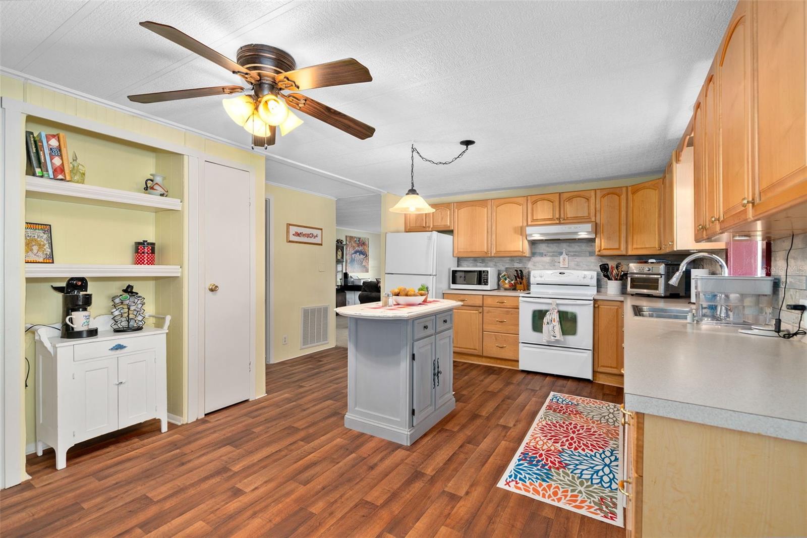 4 GALLINULE CT, FRUITLAND PARK, FL, 34731