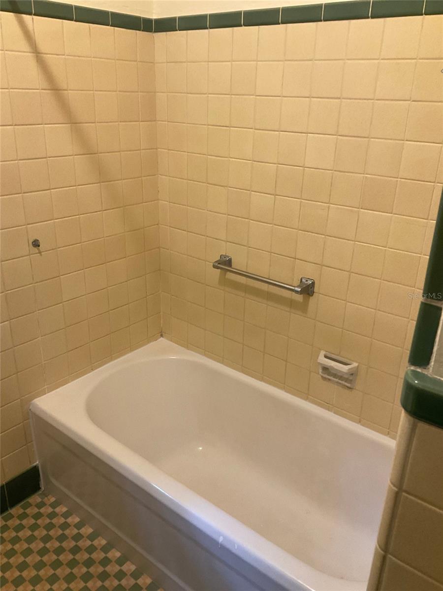 2721 SW 3RD PL, GAINESVILLE, FL, 32607