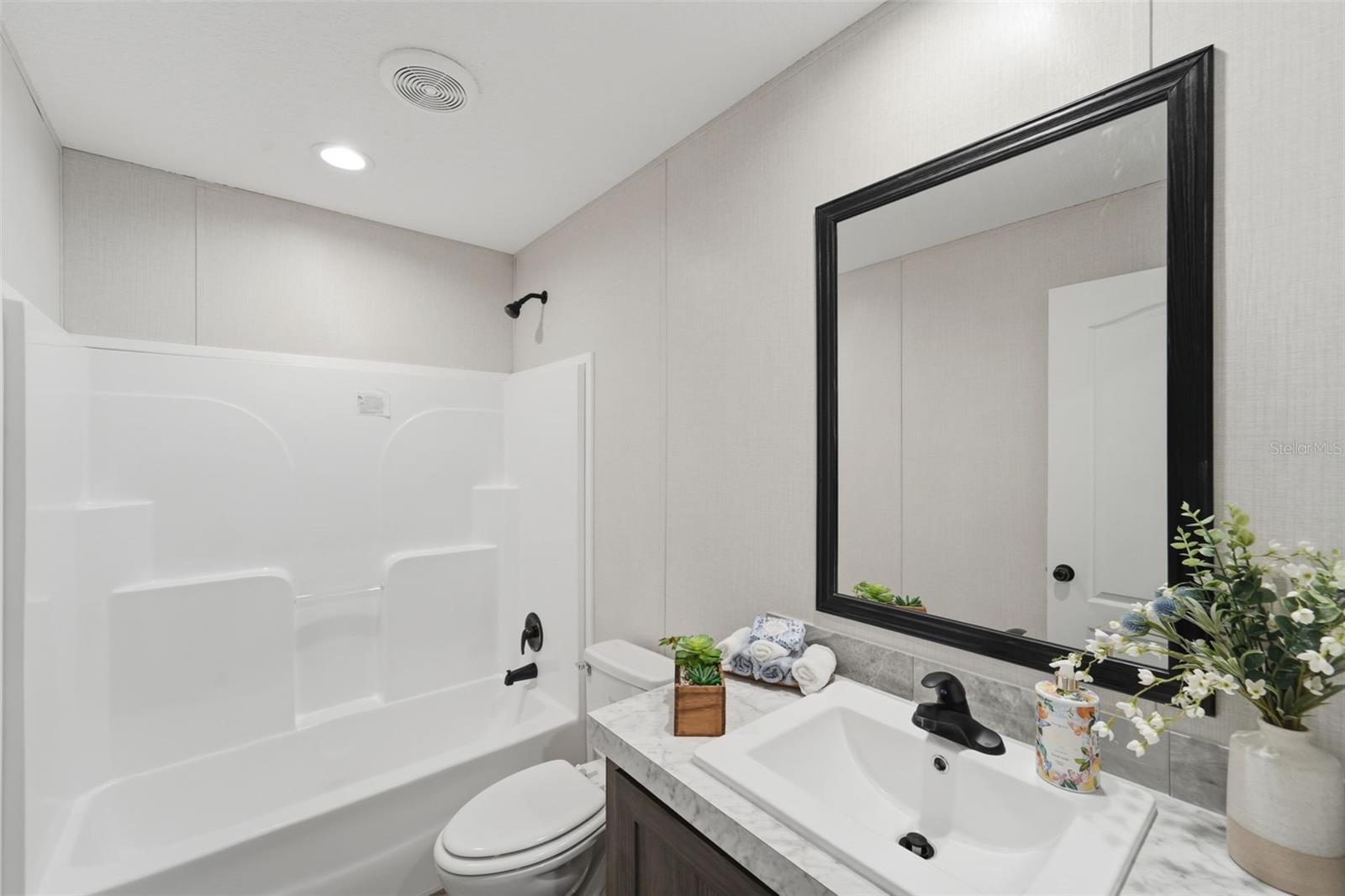 42051 CHERRY AVE, DELAND, FL, 32720