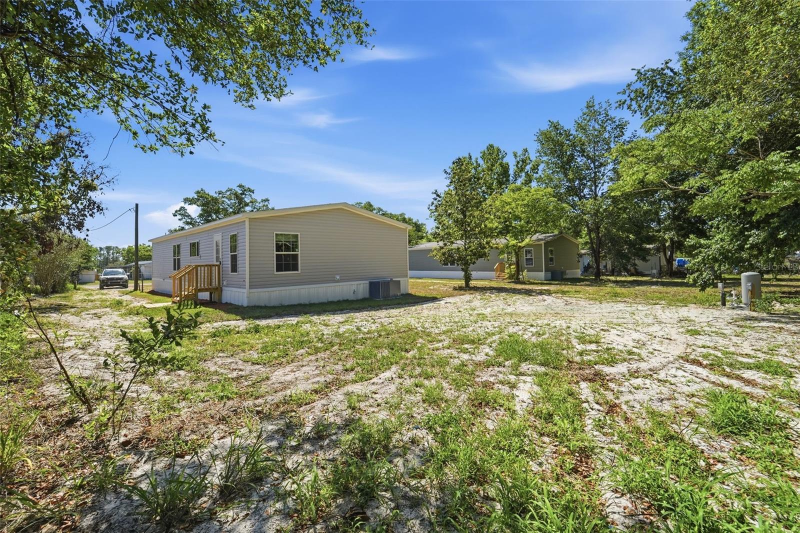 42051 CHERRY AVE, DELAND, FL, 32720