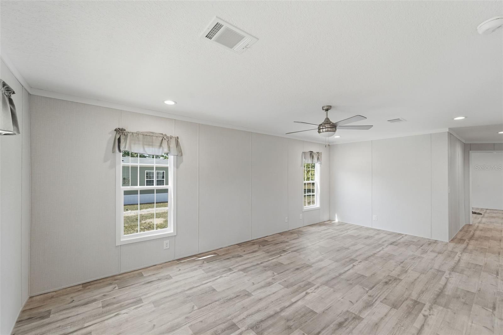 42051 CHERRY AVE, DELAND, FL, 32720