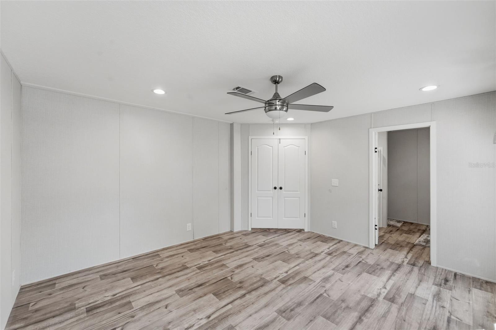 42051 CHERRY AVE, DELAND, FL, 32720