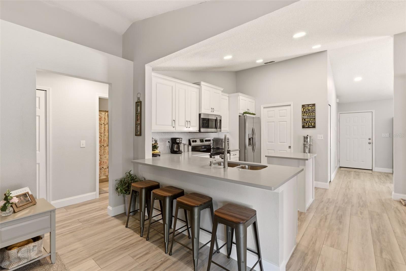 1284 AZORA DR, DELTONA, FL, 32725