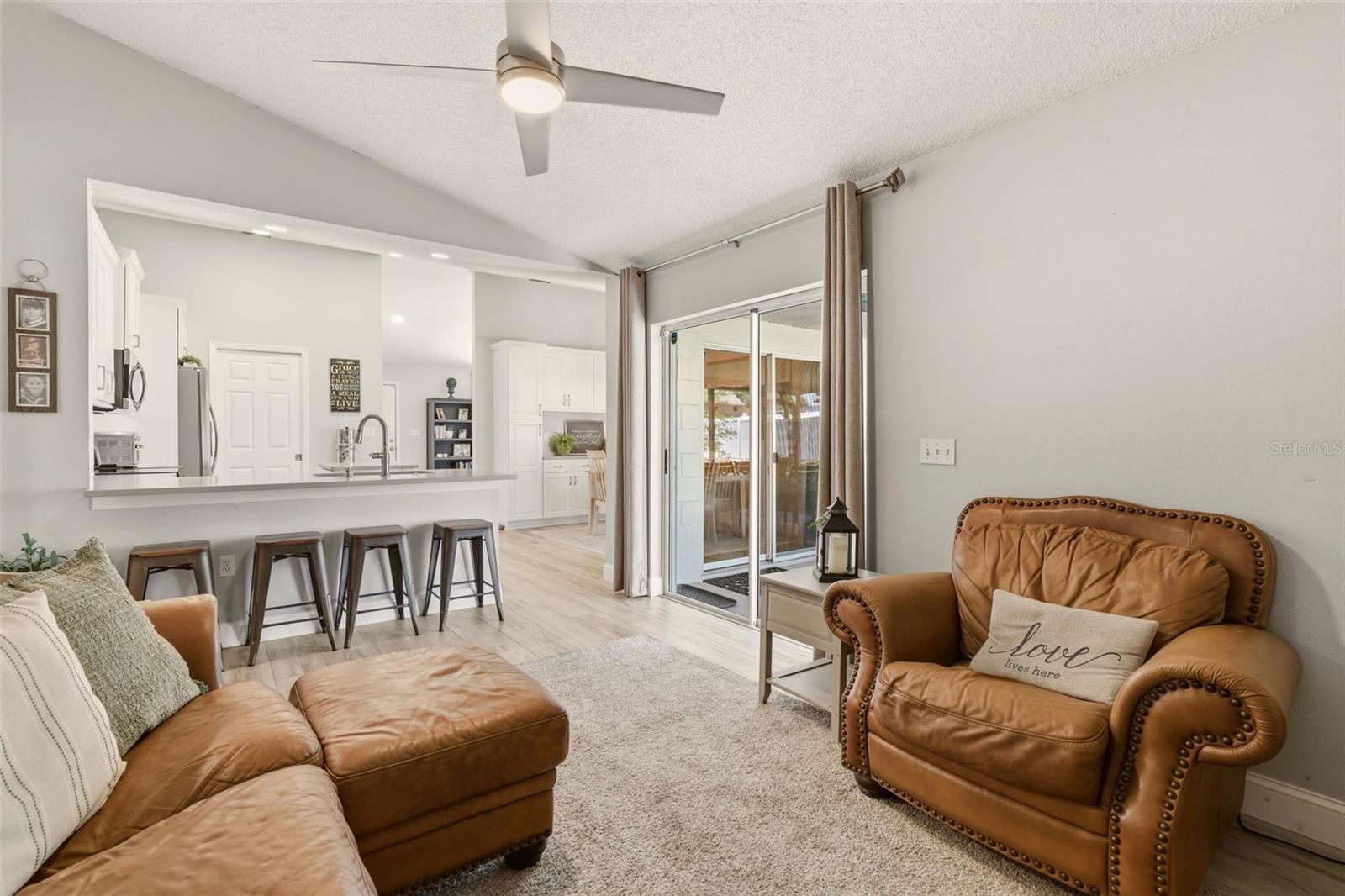 1284 AZORA DR, DELTONA, FL, 32725