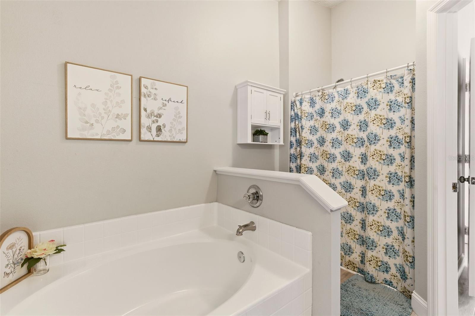 1284 AZORA DR, DELTONA, FL, 32725