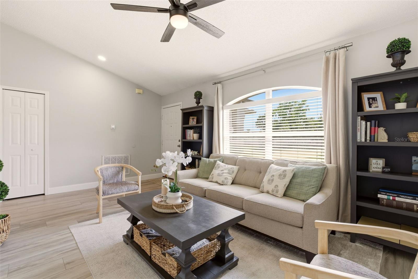 1284 AZORA DR, DELTONA, FL, 32725