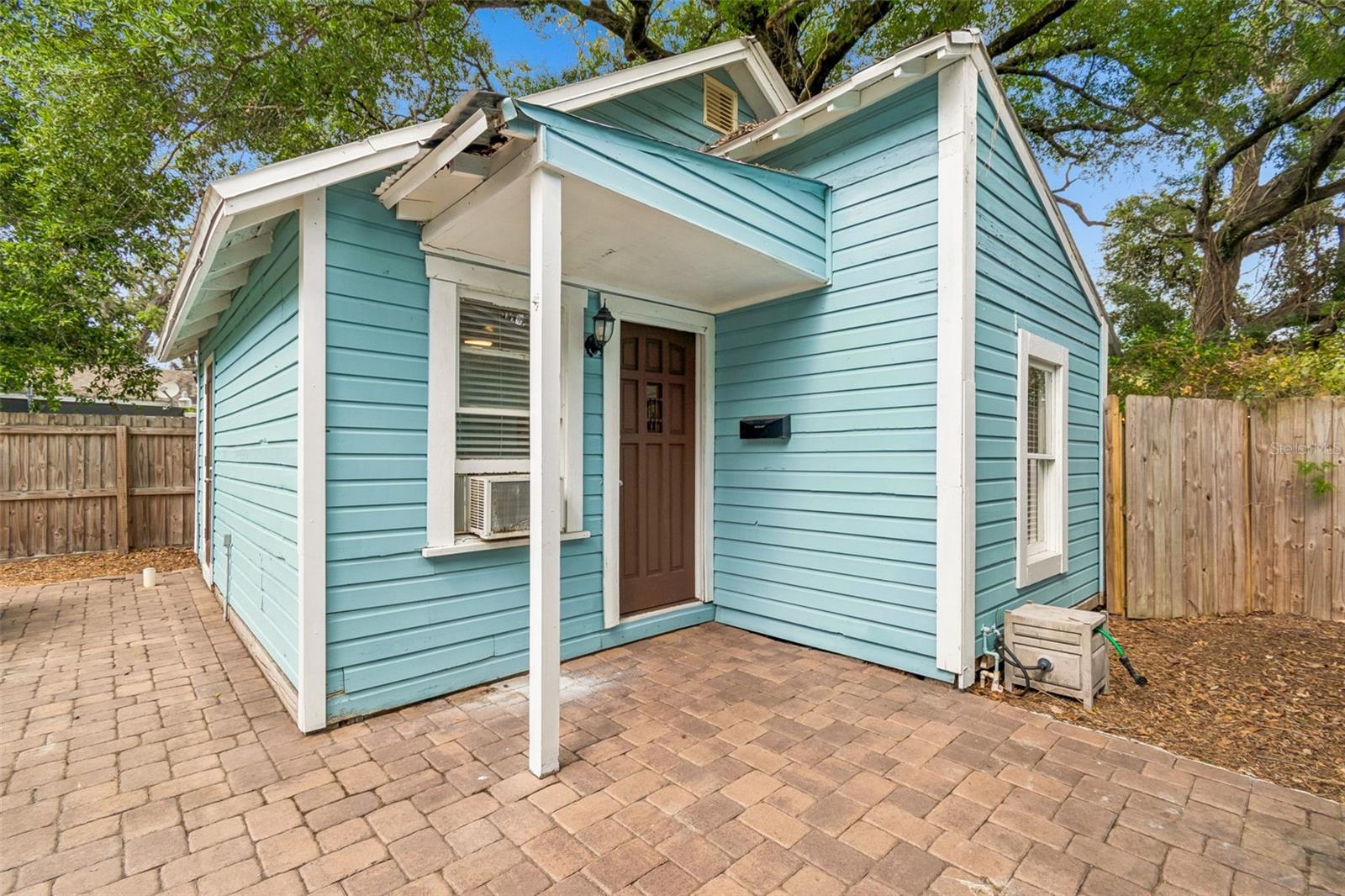 1220 E EMMA ST, TAMPA, FL, 33603