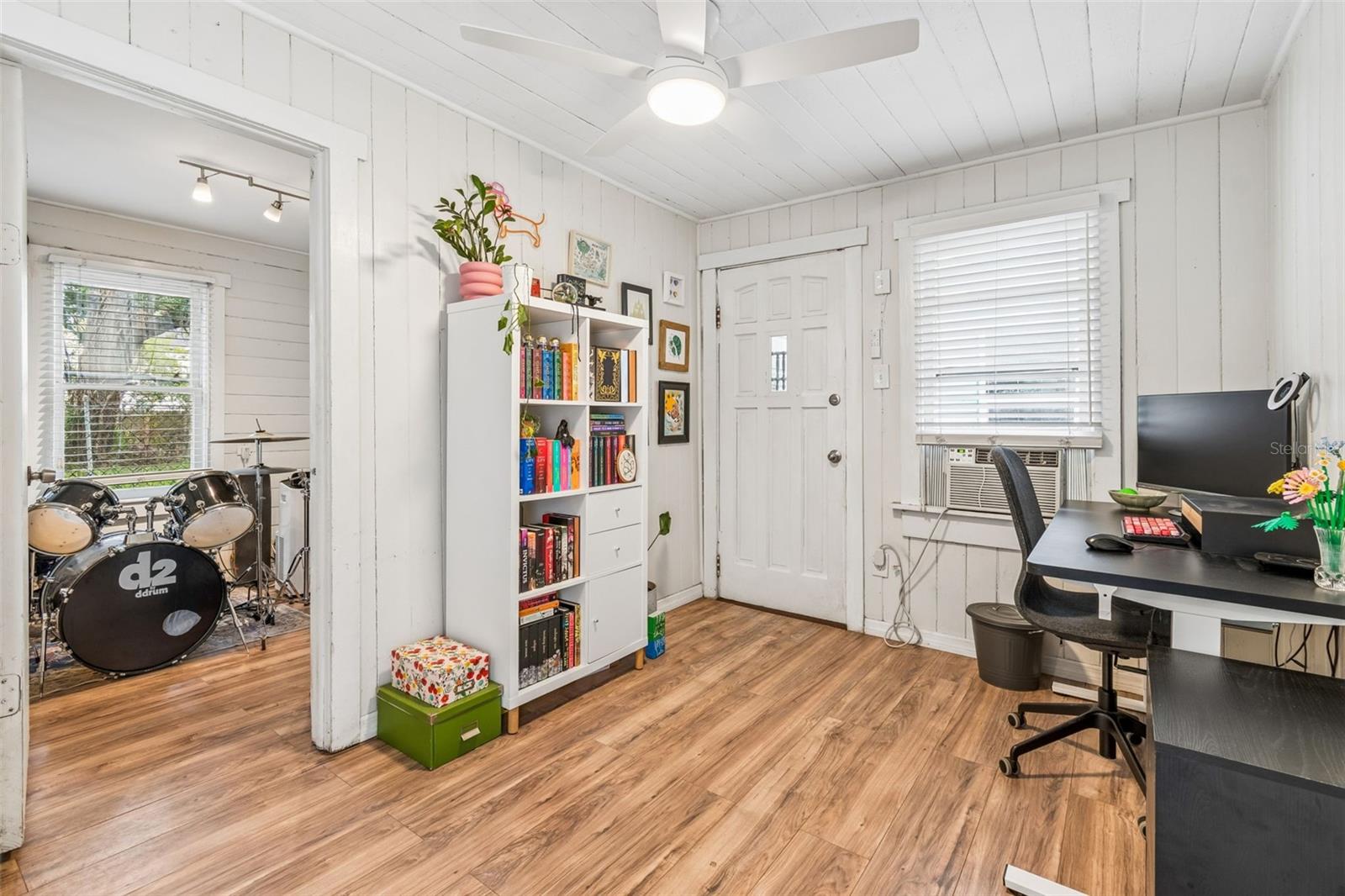 1220 E EMMA ST, TAMPA, FL, 33603