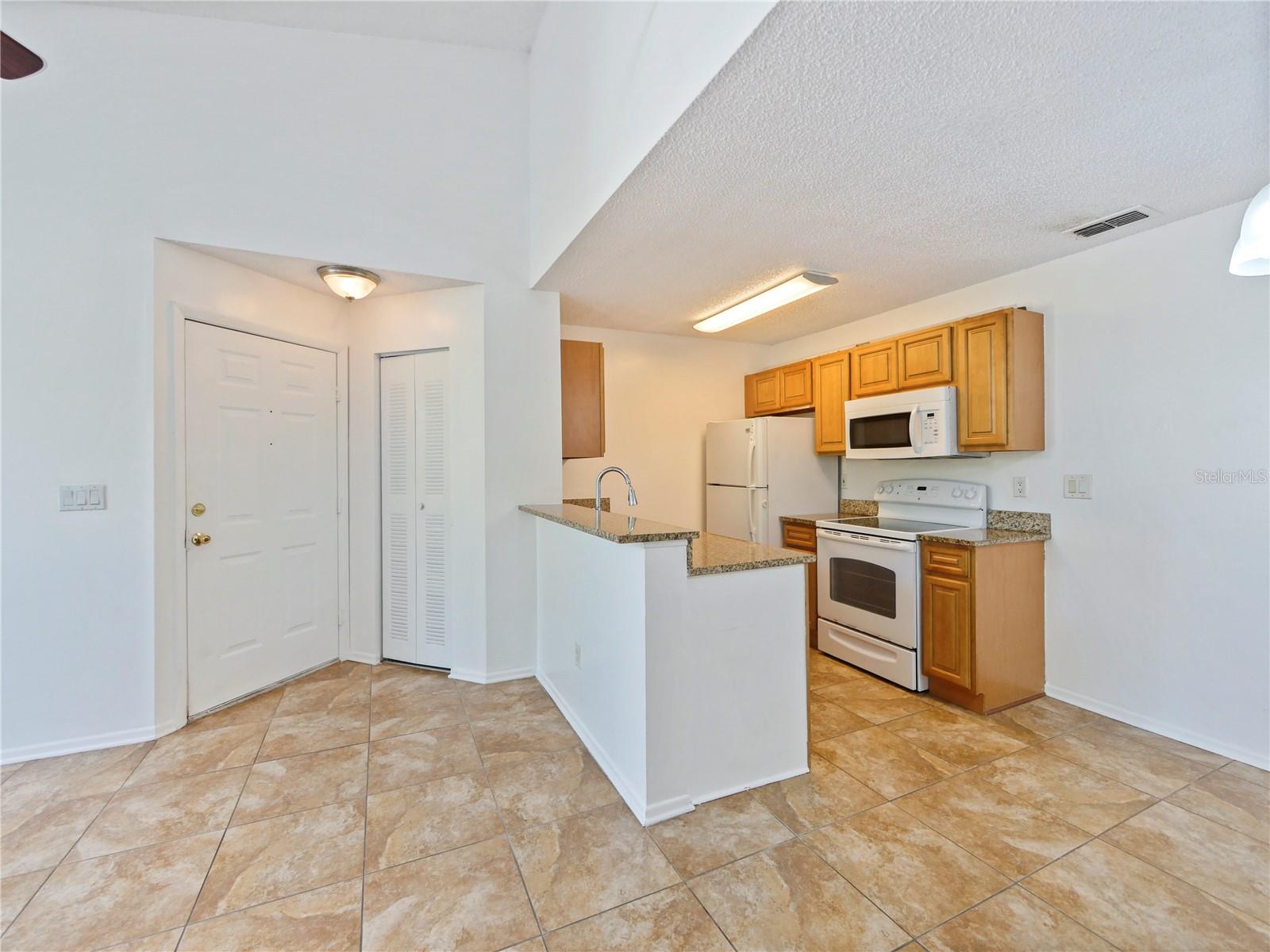 2569 GRASSY POINT DR #309, LAKE MARY, FL, 32746