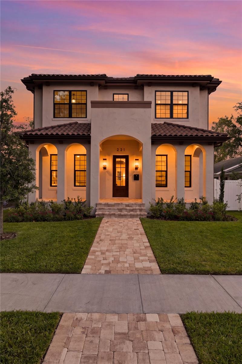 221 43RD AVE N, ST PETERSBURG, FL, 33703