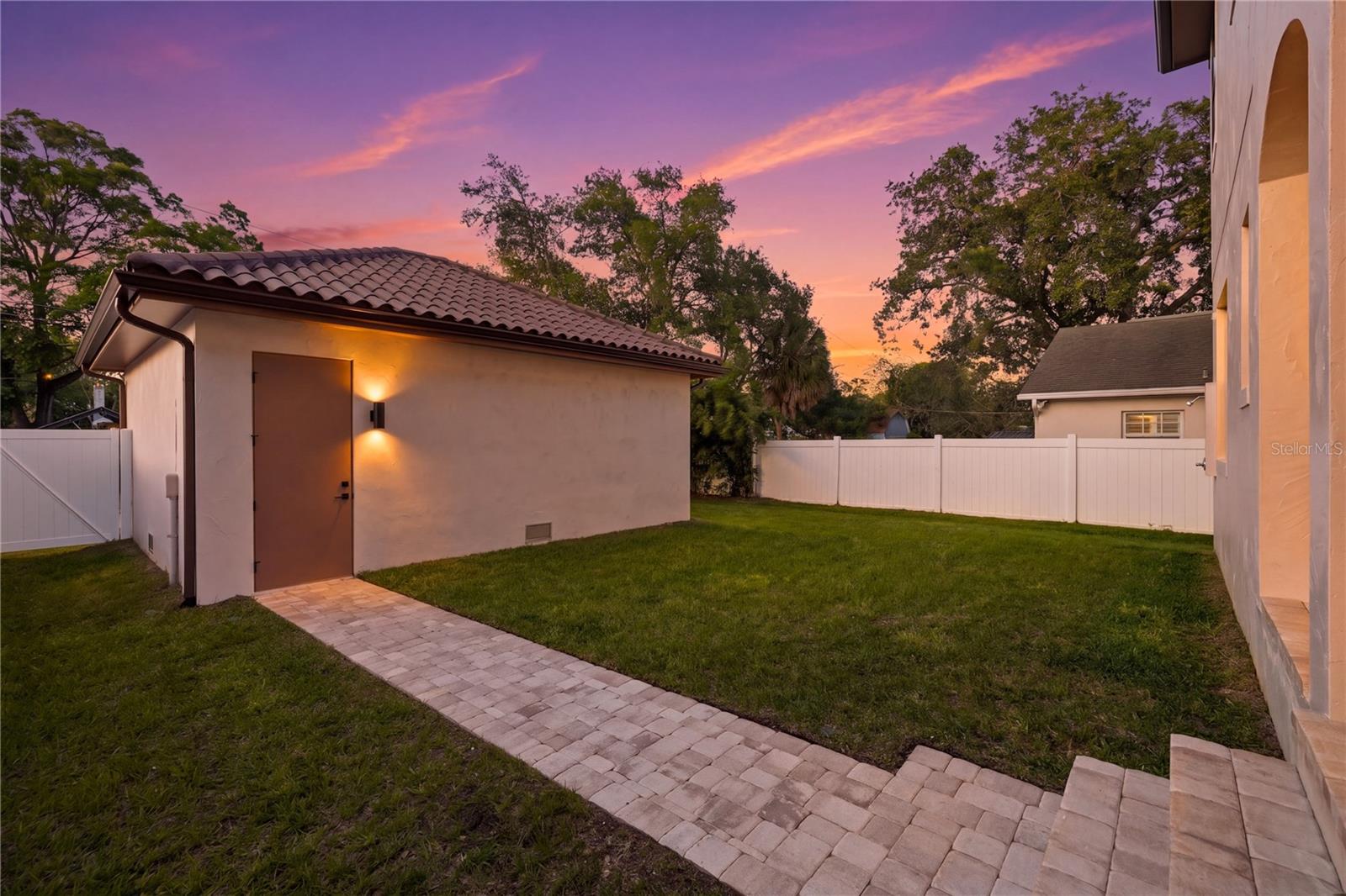 221 43RD AVE N, ST PETERSBURG, FL, 33703