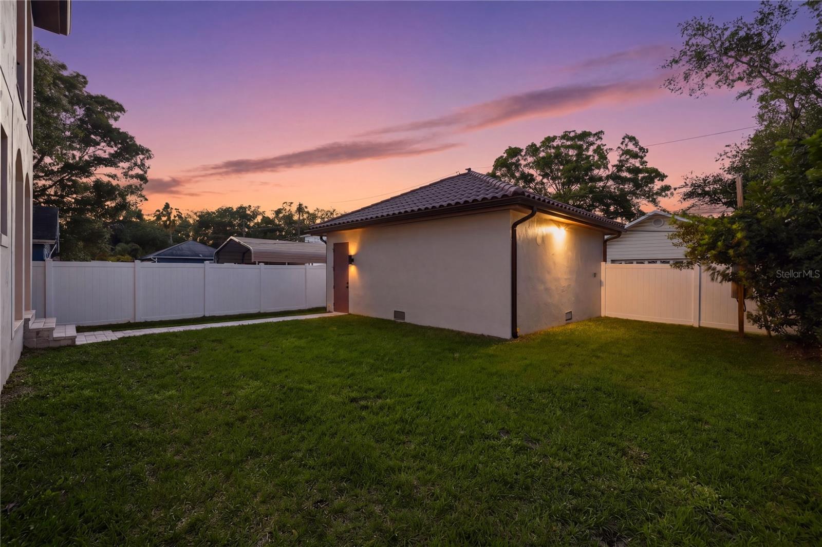 221 43RD AVE N, ST PETERSBURG, FL, 33703