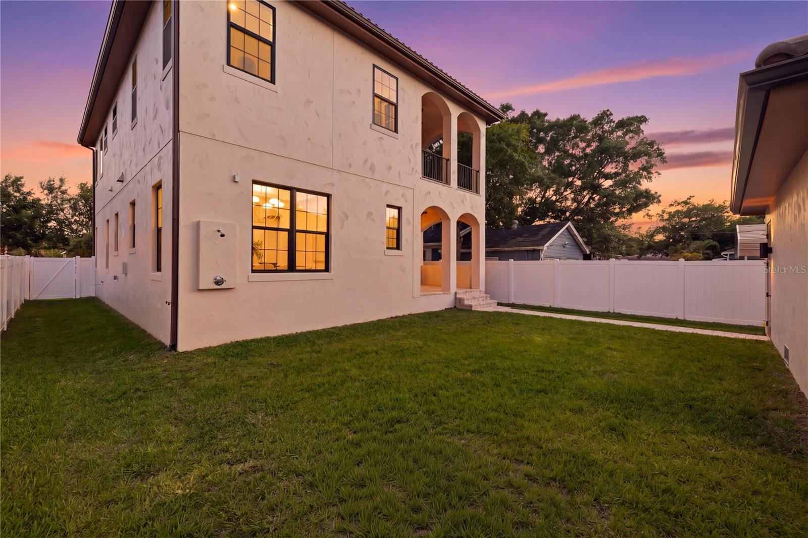 221 43RD AVE N, ST PETERSBURG, FL, 33703