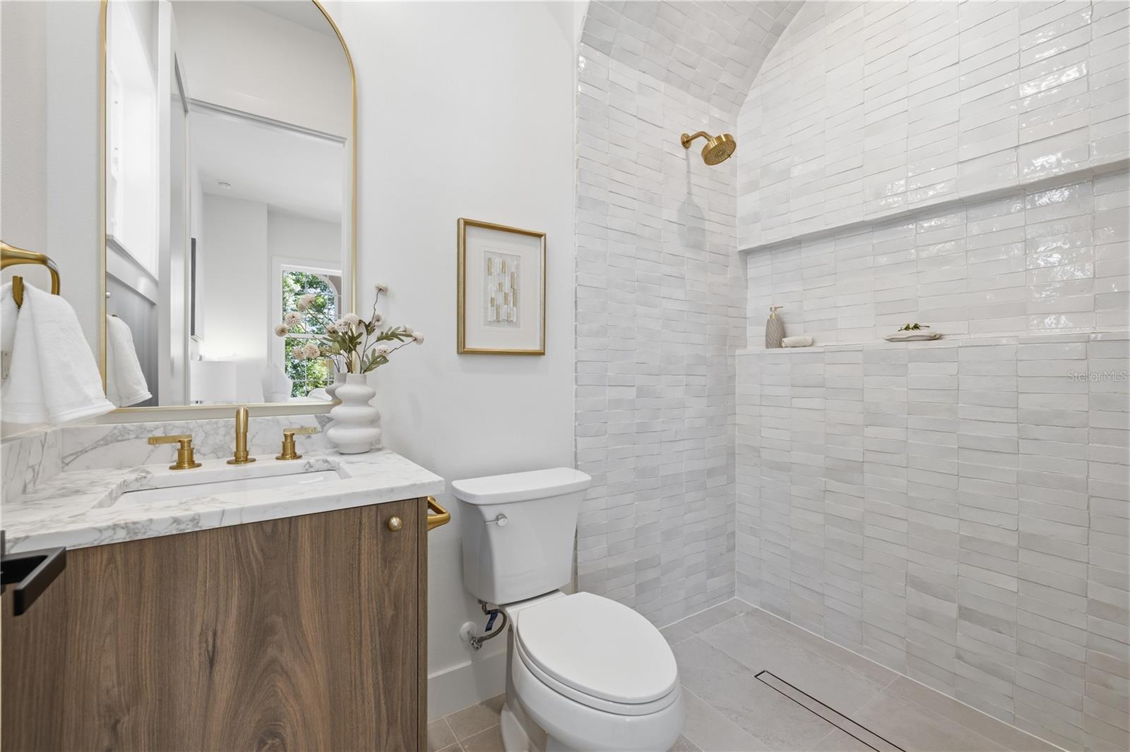 221 43RD AVE N, ST PETERSBURG, FL, 33703