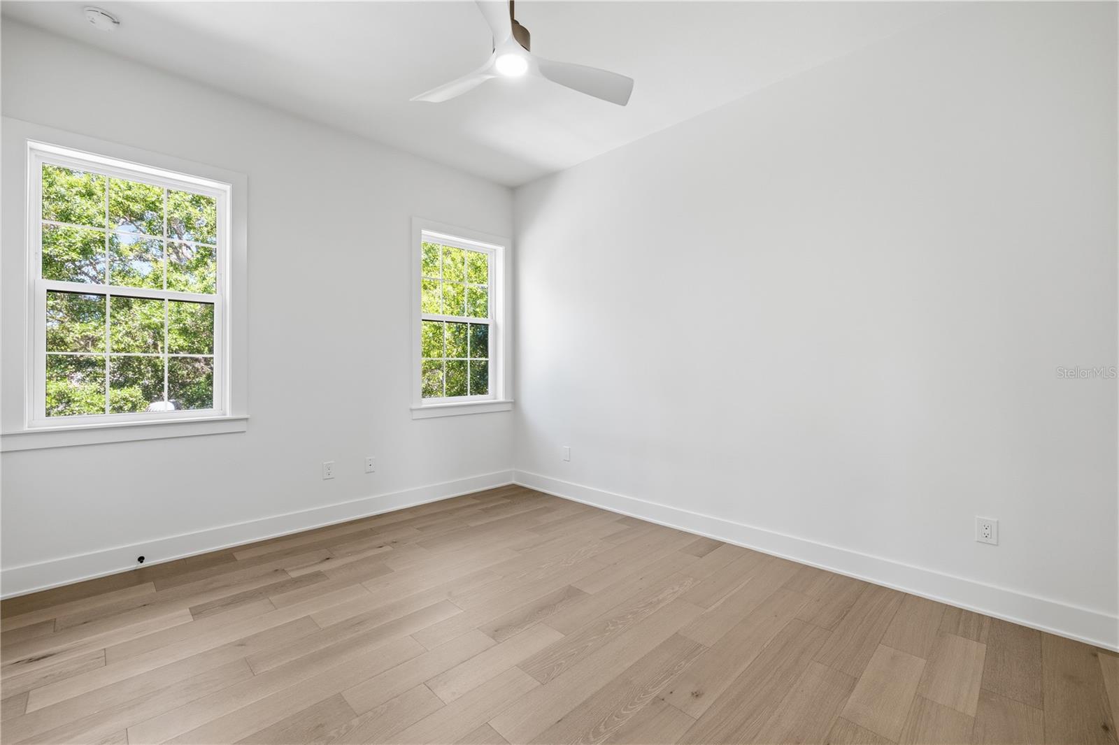 221 43RD AVE N, ST PETERSBURG, FL, 33703