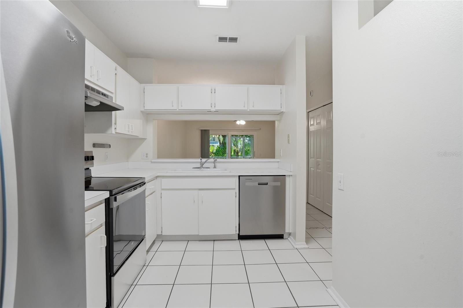 12367 BERKELEY SQUARE DR, TAMPA, FL, 33626