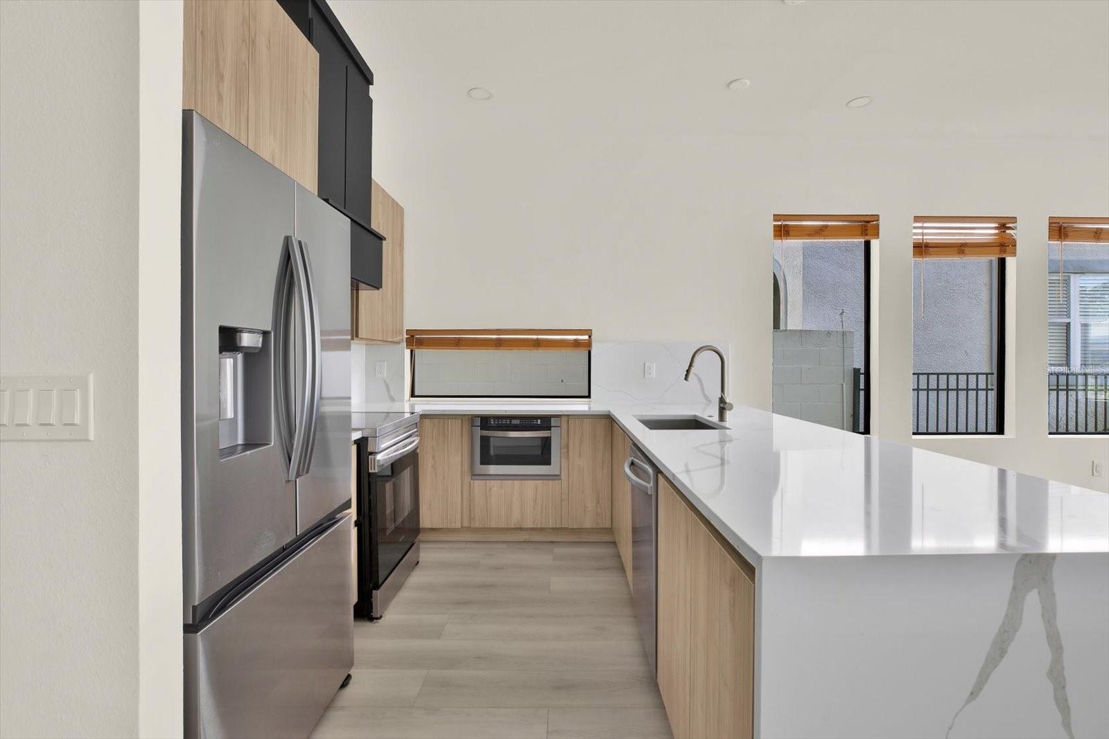 1625 9TH AVE N, ST PETERSBURG, FL, 33713