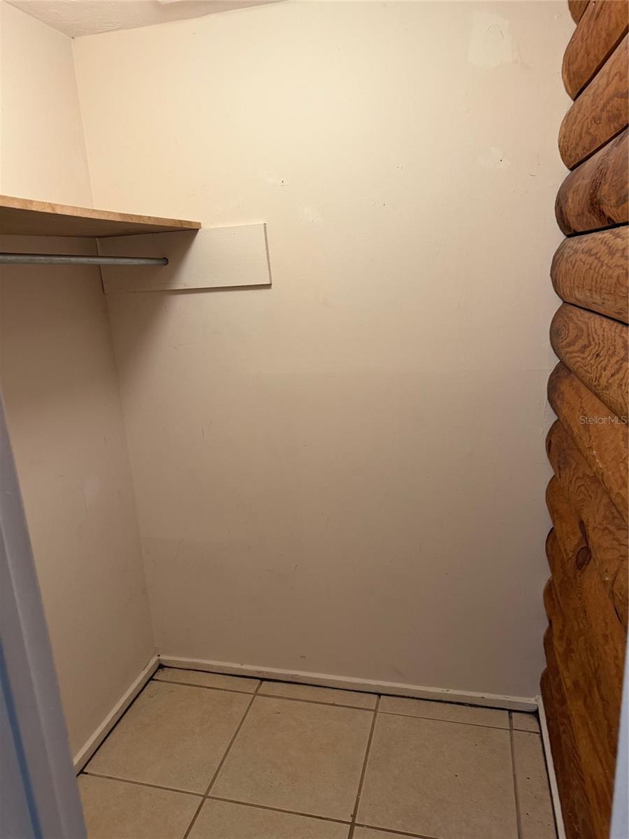 1207 3RD AVE E #A & B3400, BRADENTON, FL, 34208