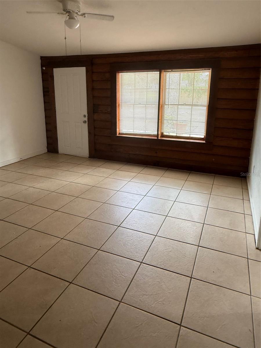 1207 3RD AVE E #A & B3400, BRADENTON, FL, 34208