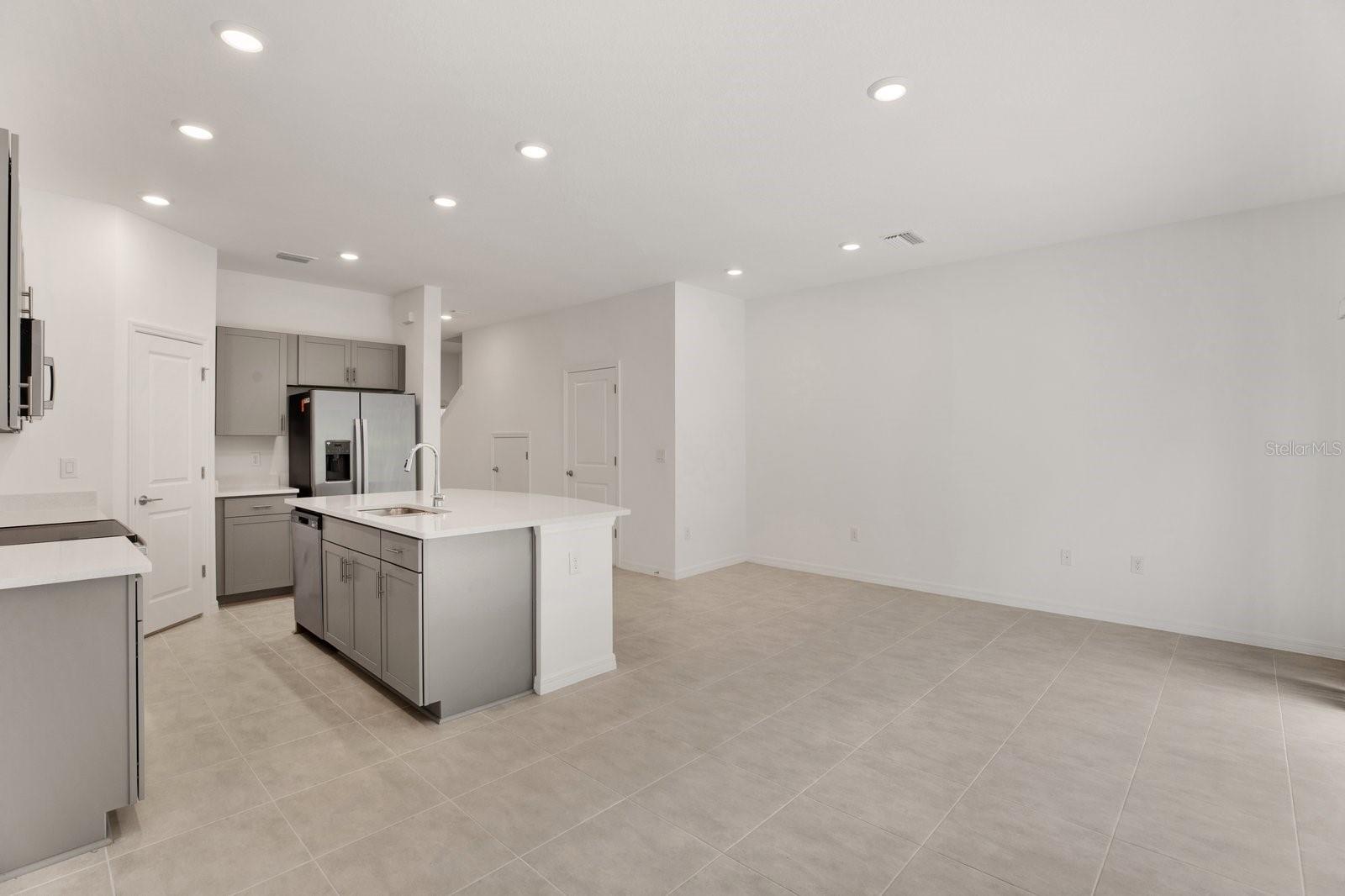 2191 HALLIER CV, WESLEY CHAPEL, FL, 33543