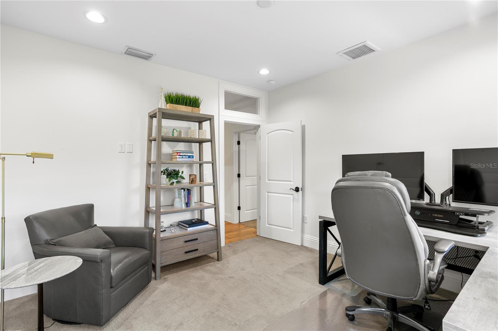 3407 W BEAUMONT ST, TAMPA, FL, 33611