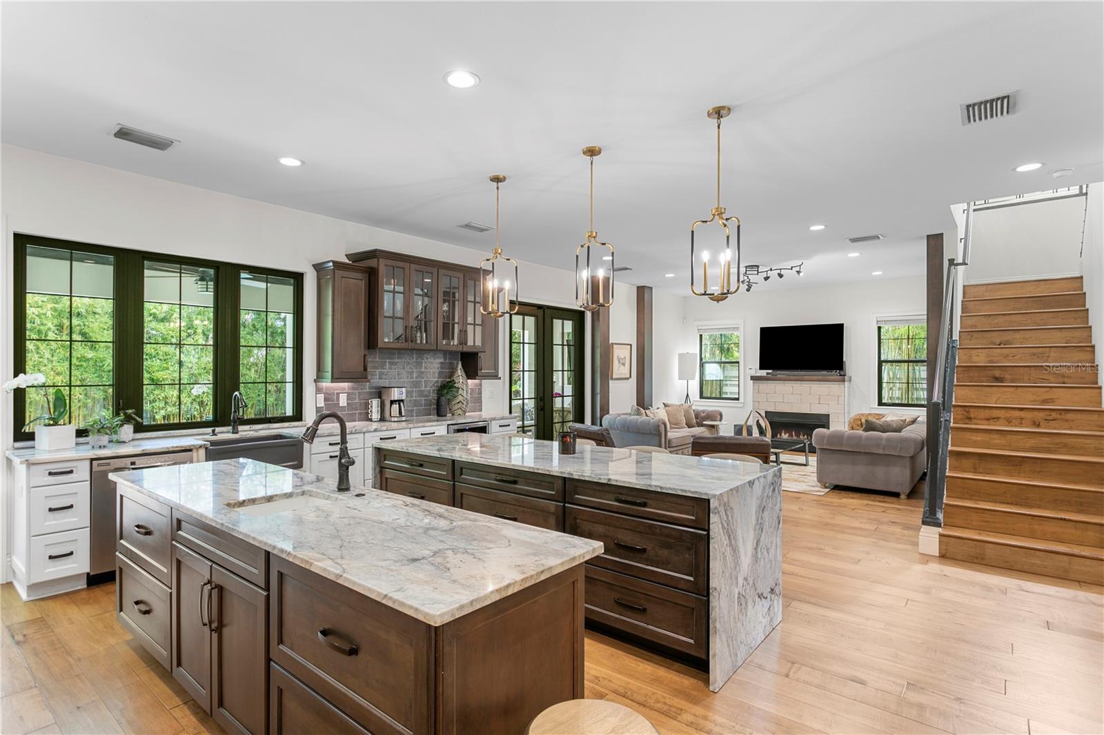3407 W BEAUMONT ST, TAMPA, FL, 33611