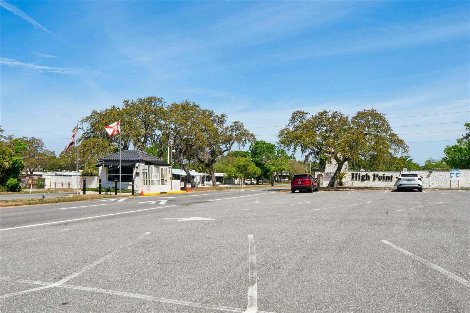 8021 WESTERN CIRCLE DR, BROOKSVILLE, FL, 34613