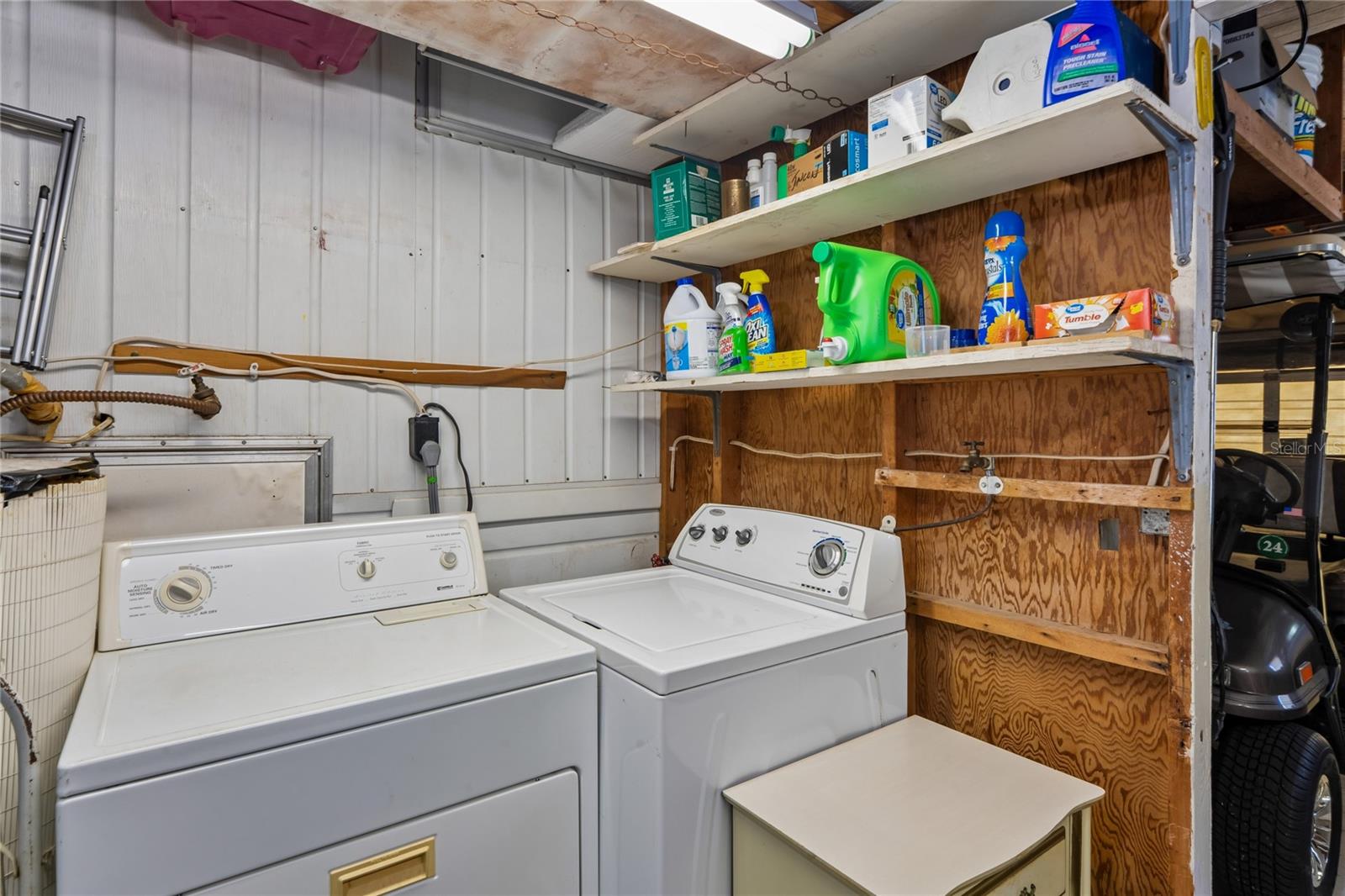 8021 WESTERN CIRCLE DR, BROOKSVILLE, FL, 34613