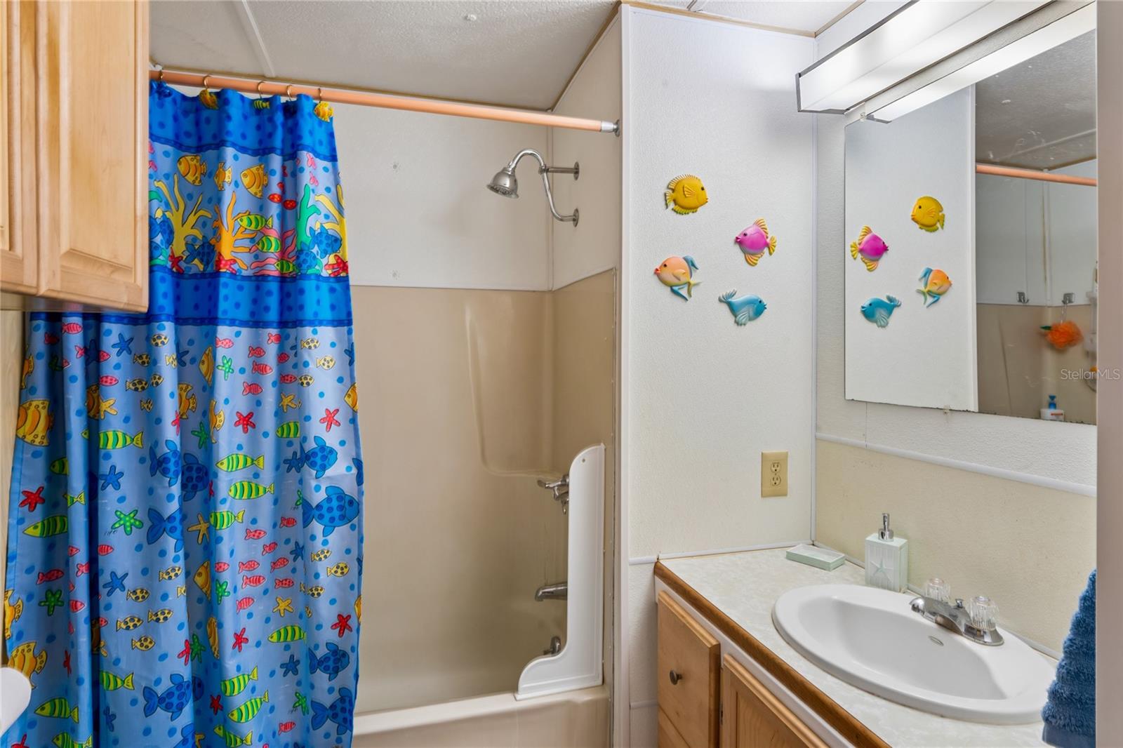 8021 WESTERN CIRCLE DR, BROOKSVILLE, FL, 34613