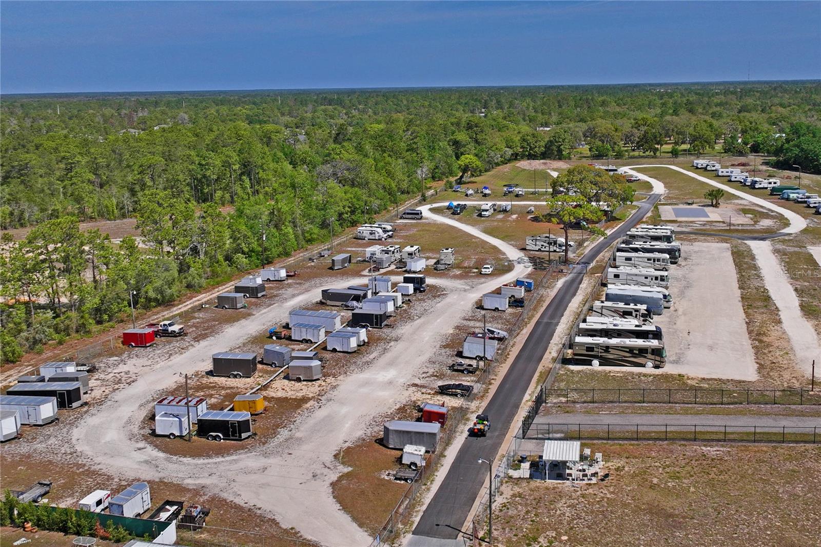 8021 WESTERN CIRCLE DR, BROOKSVILLE, FL, 34613