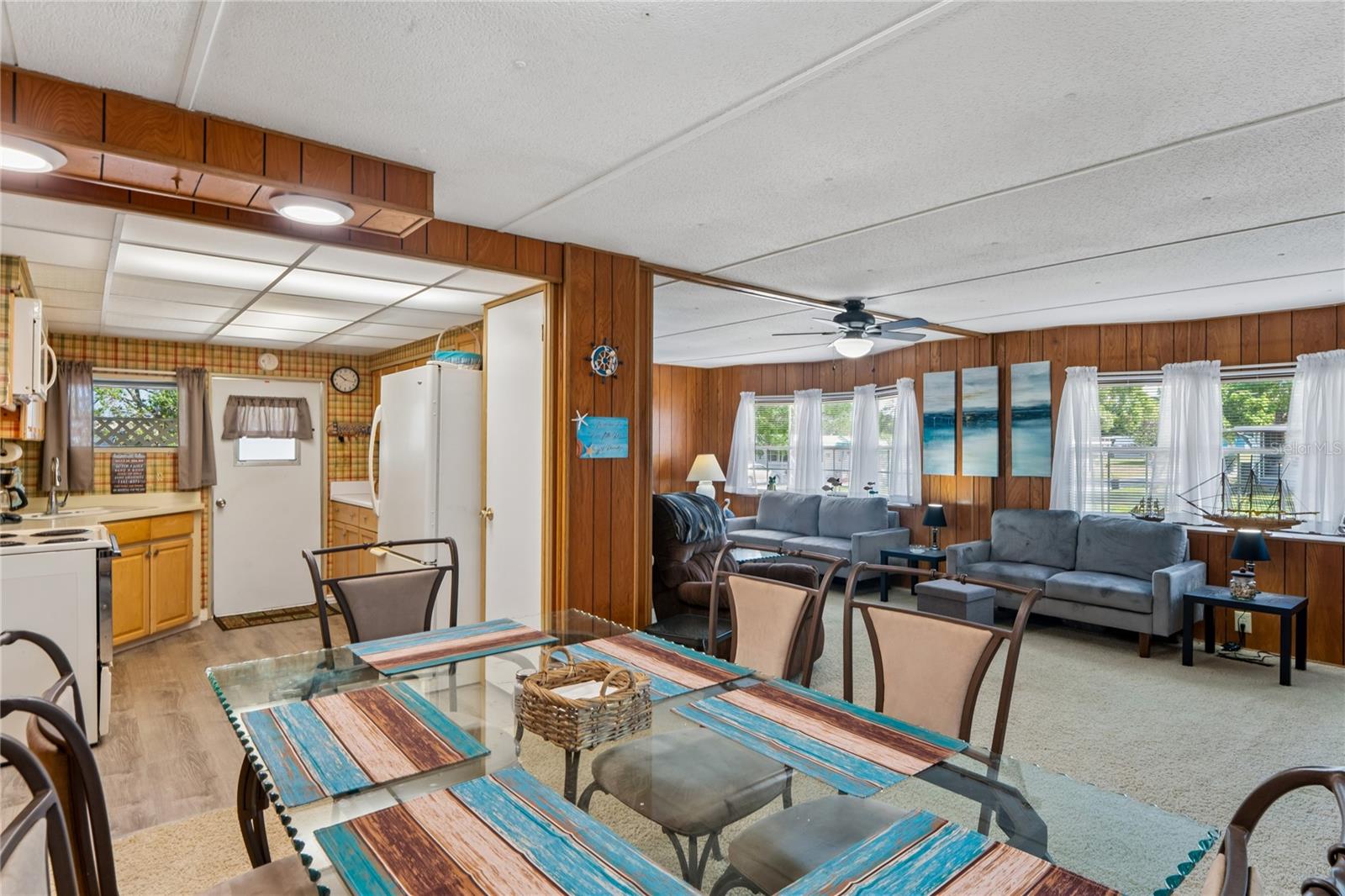 8021 WESTERN CIRCLE DR, BROOKSVILLE, FL, 34613