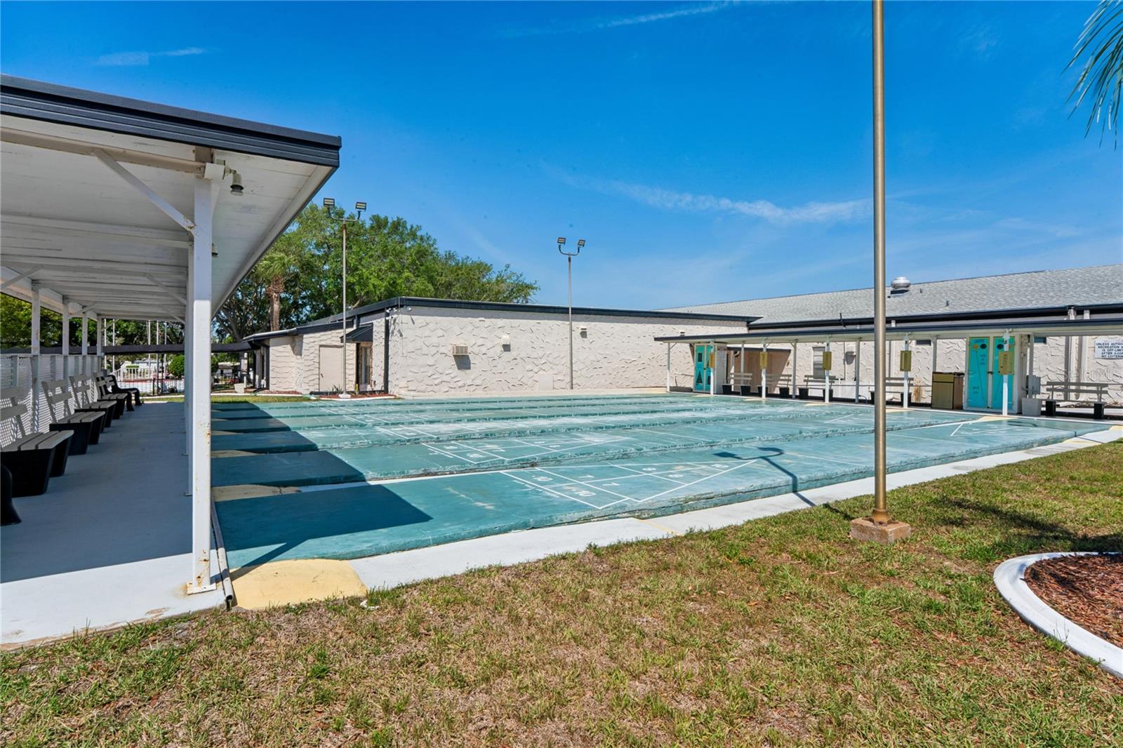 8021 WESTERN CIRCLE DR, BROOKSVILLE, FL, 34613