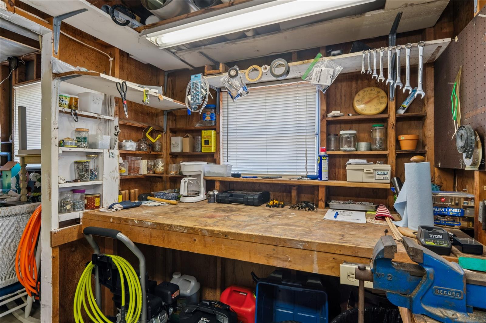 8021 WESTERN CIRCLE DR, BROOKSVILLE, FL, 34613