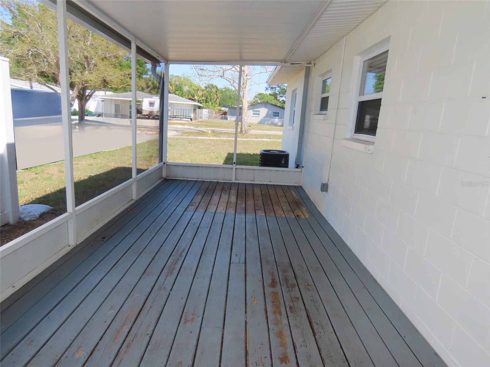 8055 33RD AVE N, ST PETERSBURG, FL, 33710