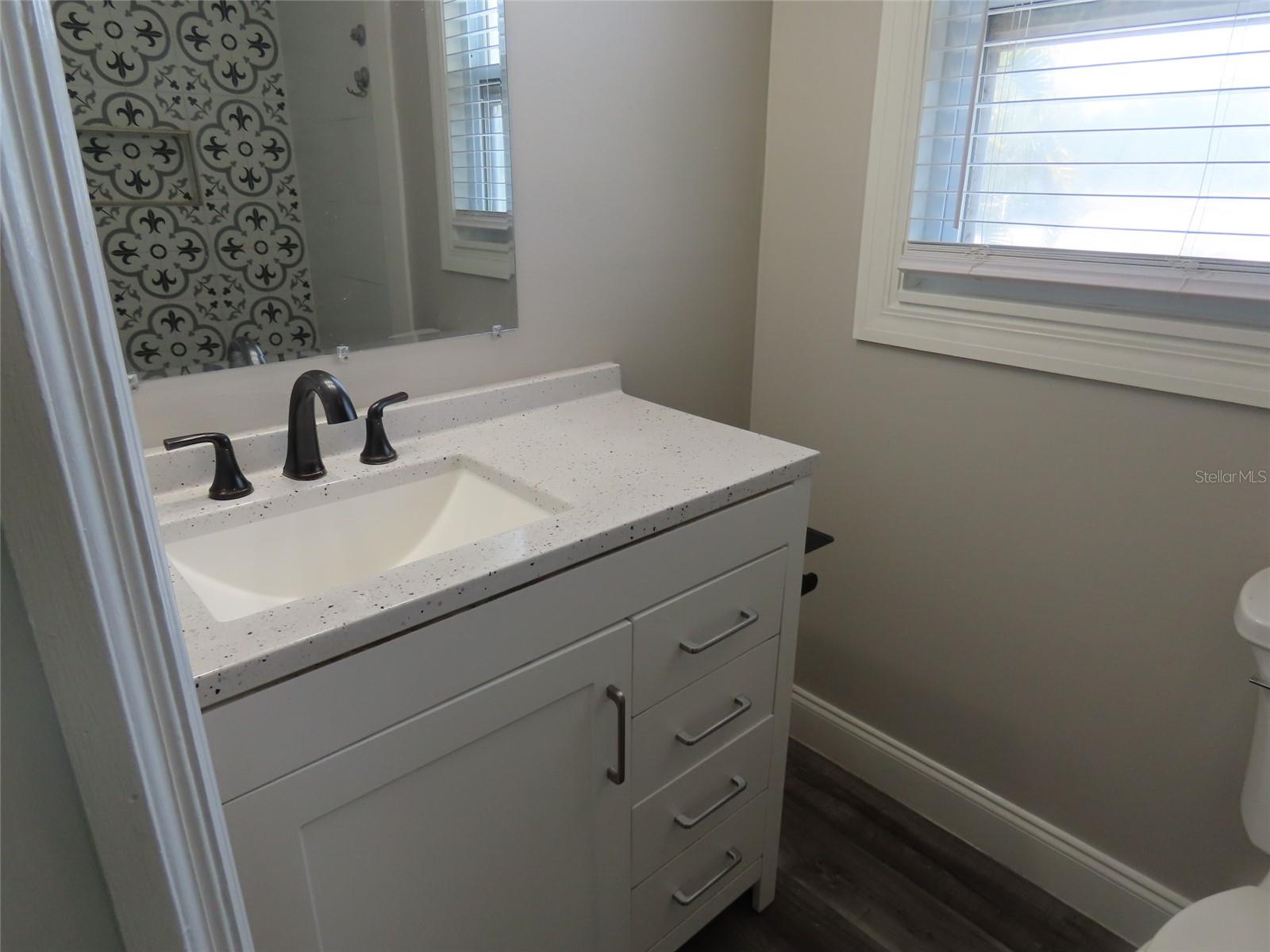 8055 33RD AVE N, ST PETERSBURG, FL, 33710